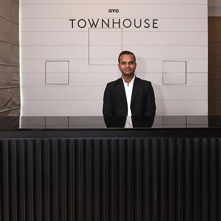 Townhouse Function Inn Near Chaudhary Charan Singh International Airport Lucknow Eksteriør bilde