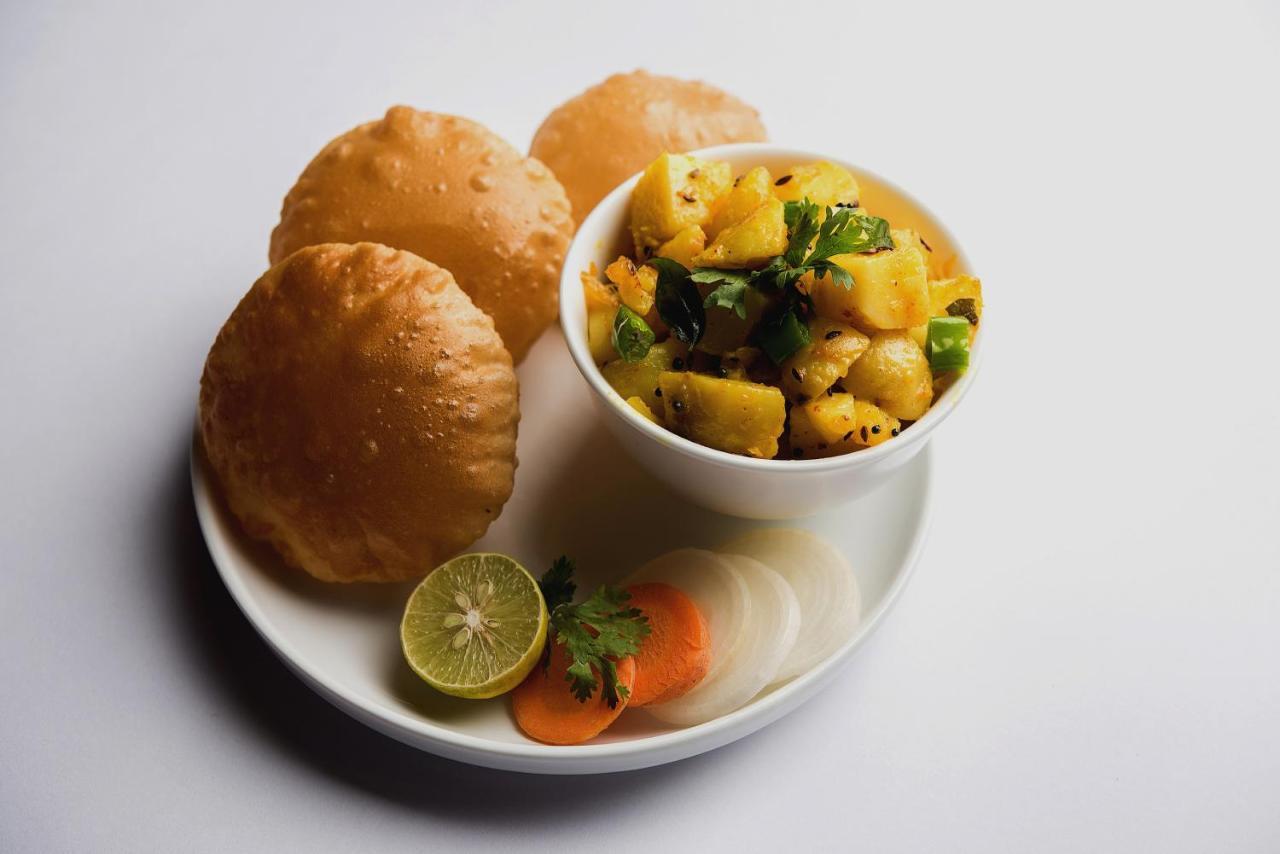 Townhouse Function Inn Near Chaudhary Charan Singh International Airport Lucknow Eksteriør bilde