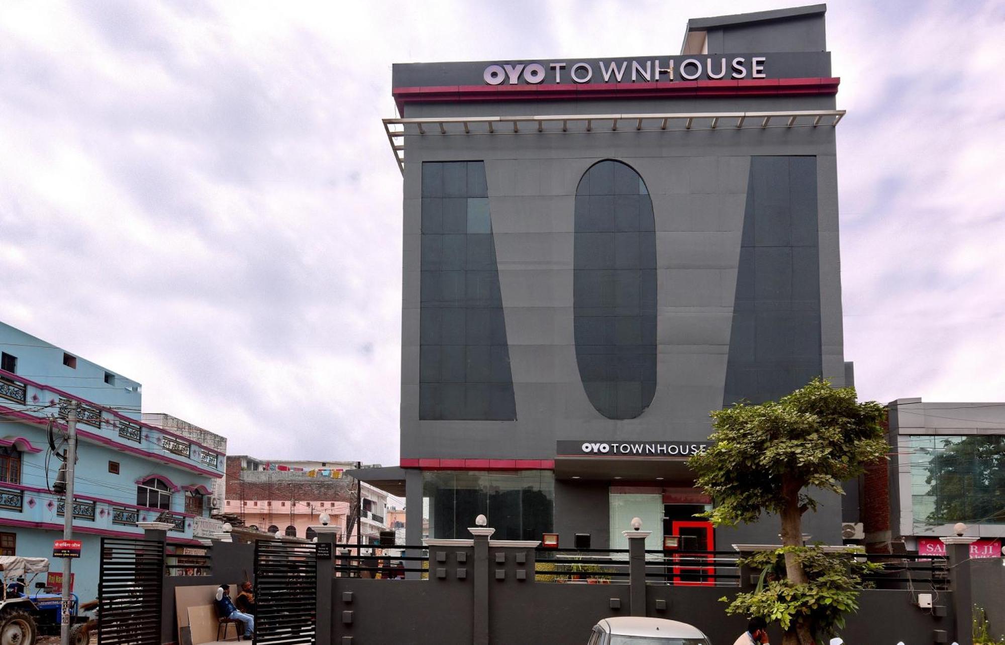 Townhouse Function Inn Near Chaudhary Charan Singh International Airport Lucknow Eksteriør bilde