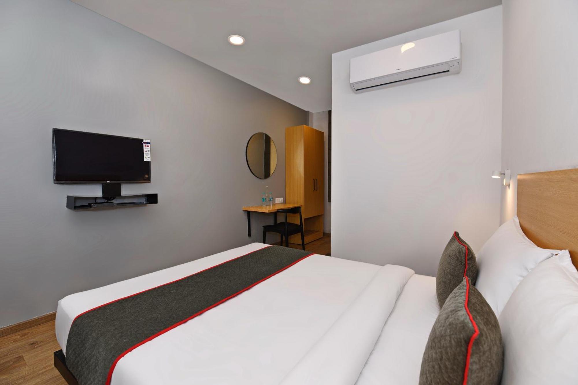 Townhouse Function Inn Near Chaudhary Charan Singh International Airport Lucknow Eksteriør bilde